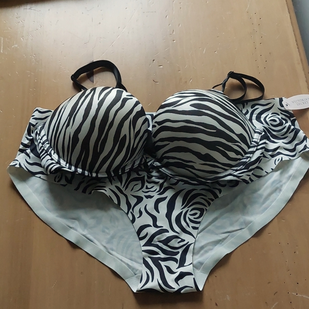 Victoria's Secret Bra